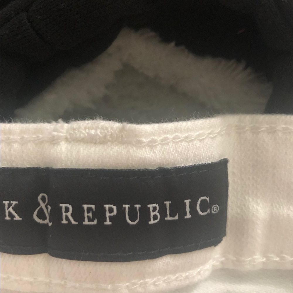 Jeans - Picture 3 of 5